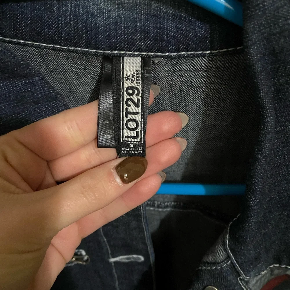 Lot 29 original denim jacket! Size small! - Picture 3 of 5